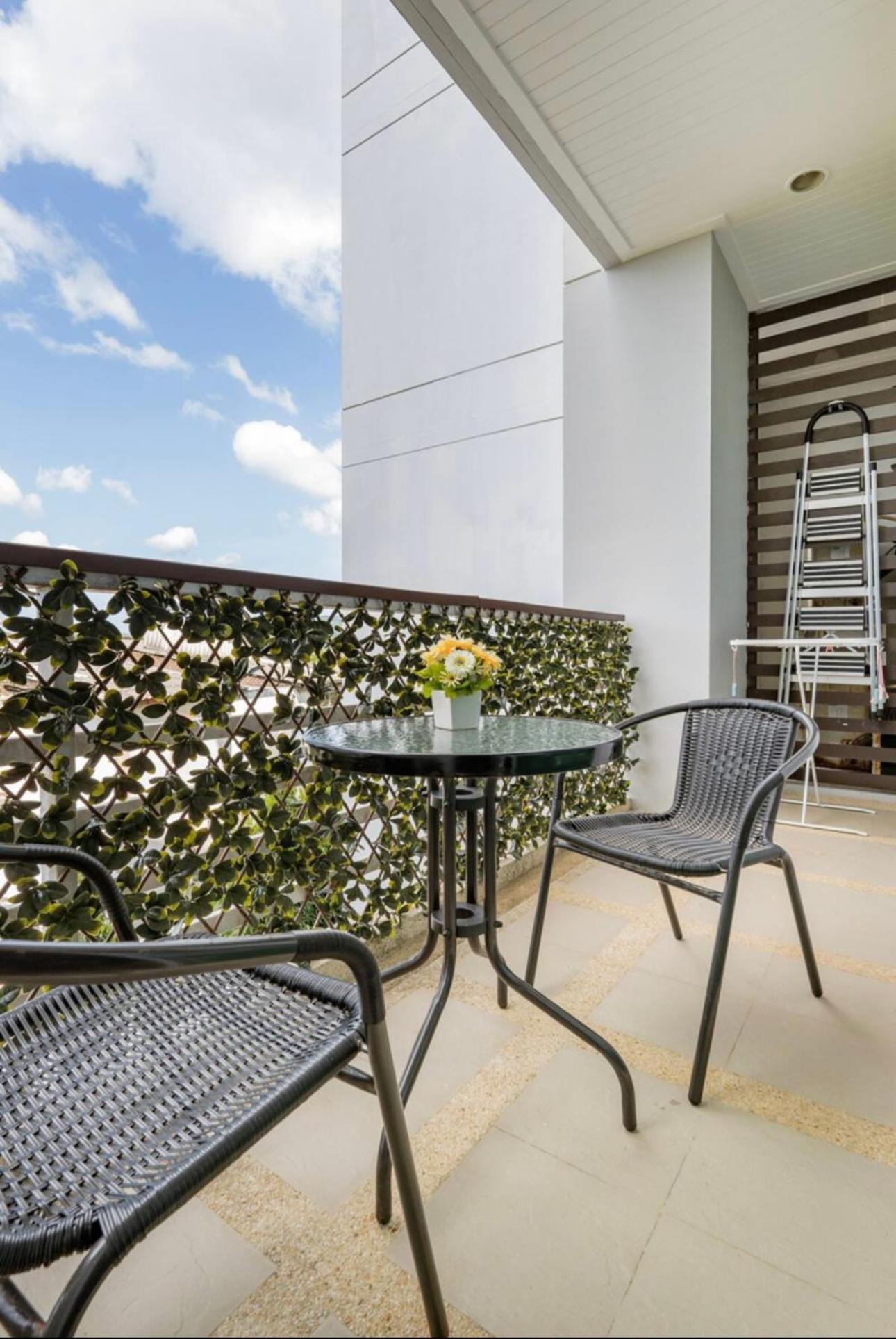 Karon Hill Family Apart 72 M2 Seaview Εξωτερικό φωτογραφία